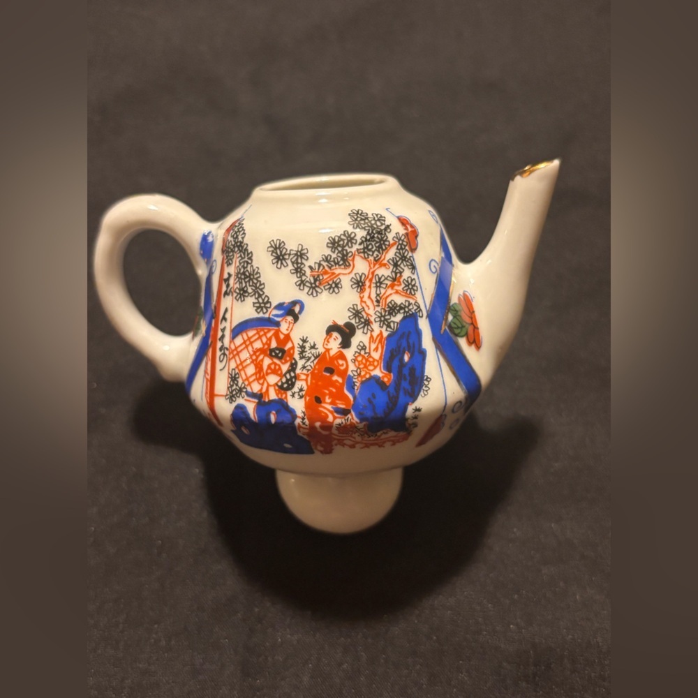 Colorful Porcelain Chinese Tea Set - Picture 8 of 8